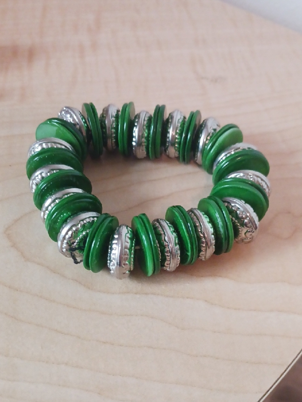 jcpenney Green and Silver Disk Stack Bracelet